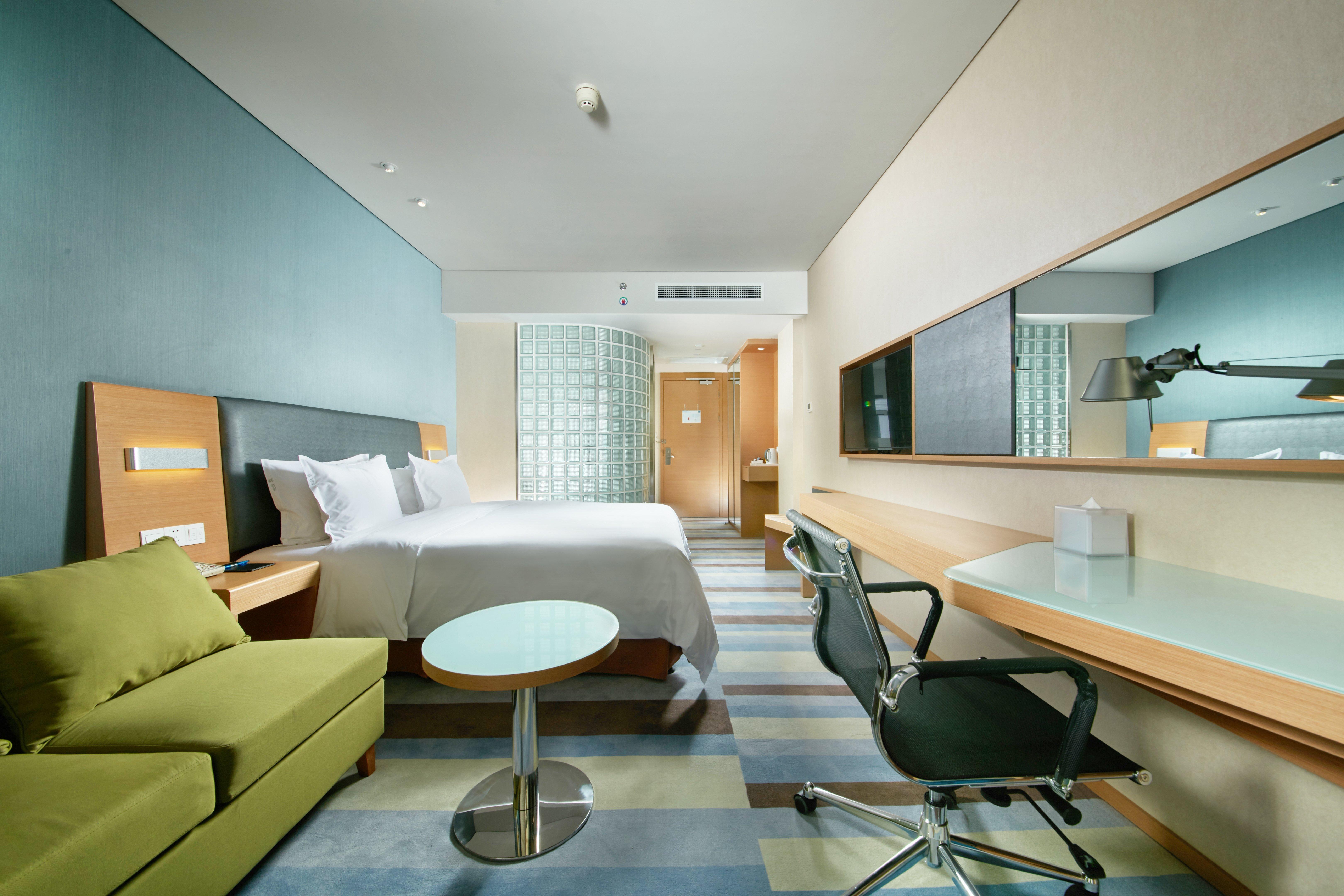Holiday Inn Express Leshan City Square By Ihg High Speed Rail And Leshan Giant Buddha Exteriér fotografie