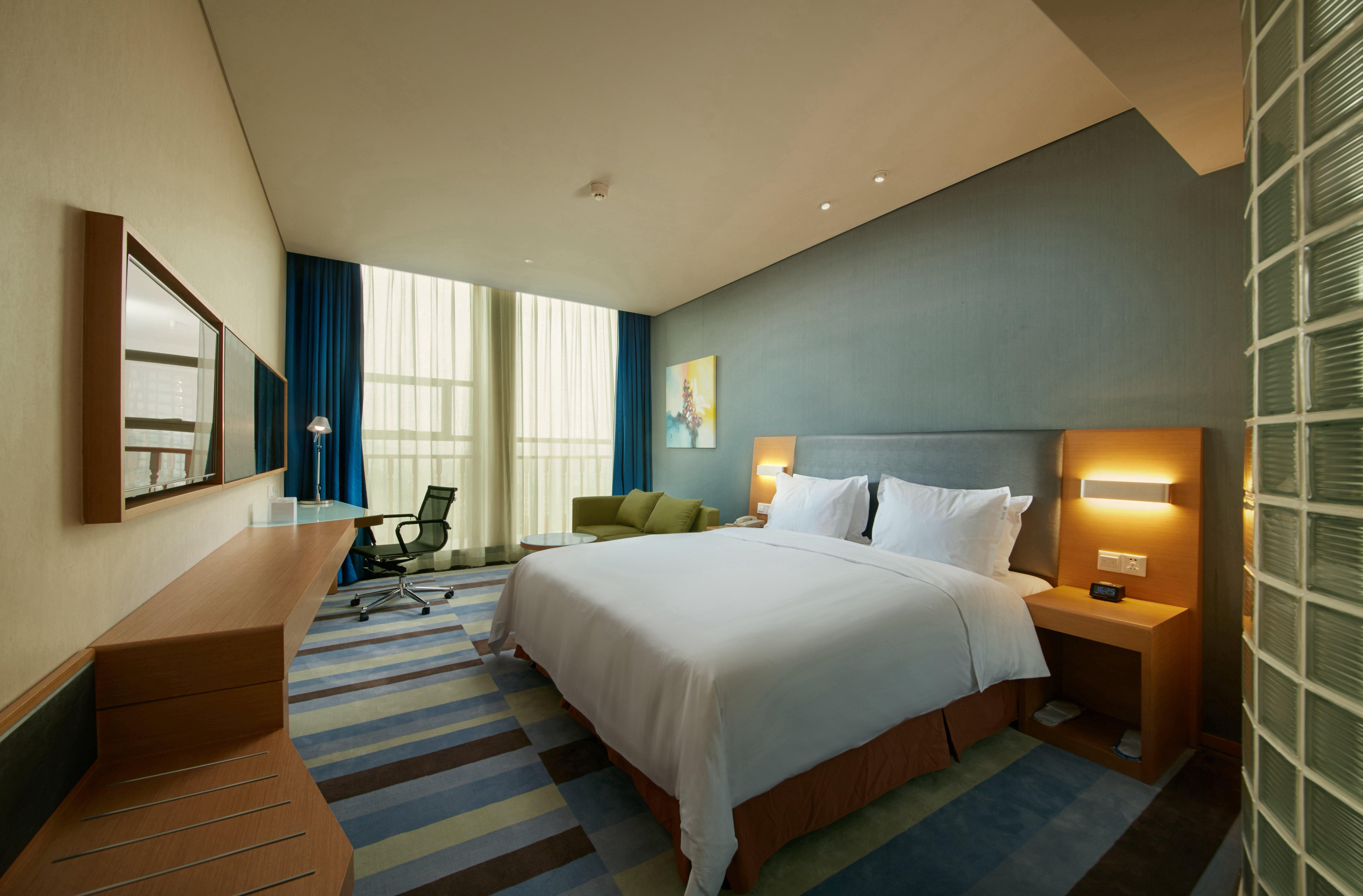 Holiday Inn Express Leshan City Square By Ihg High Speed Rail And Leshan Giant Buddha Exteriér fotografie