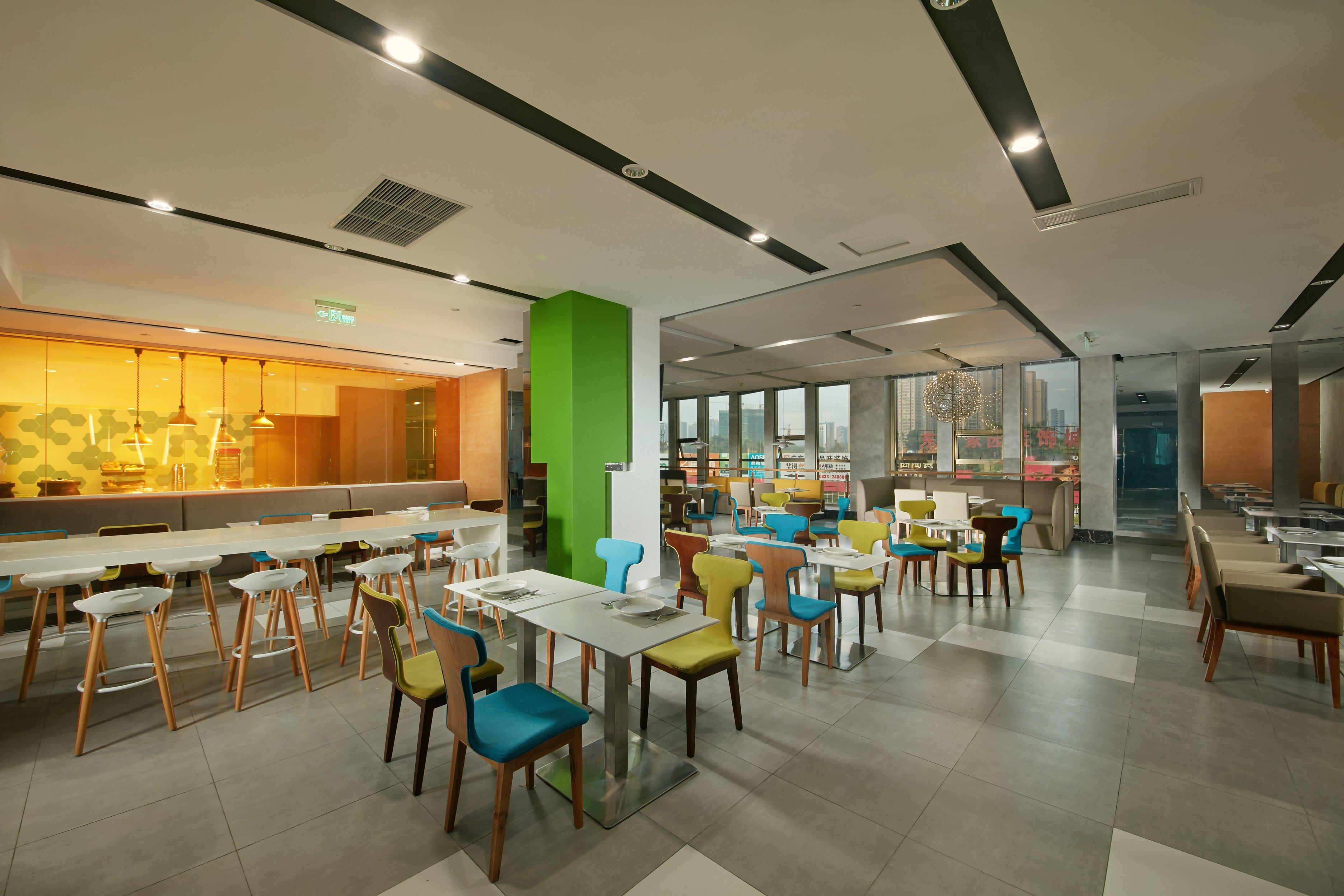 Holiday Inn Express Leshan City Square By Ihg High Speed Rail And Leshan Giant Buddha Exteriér fotografie