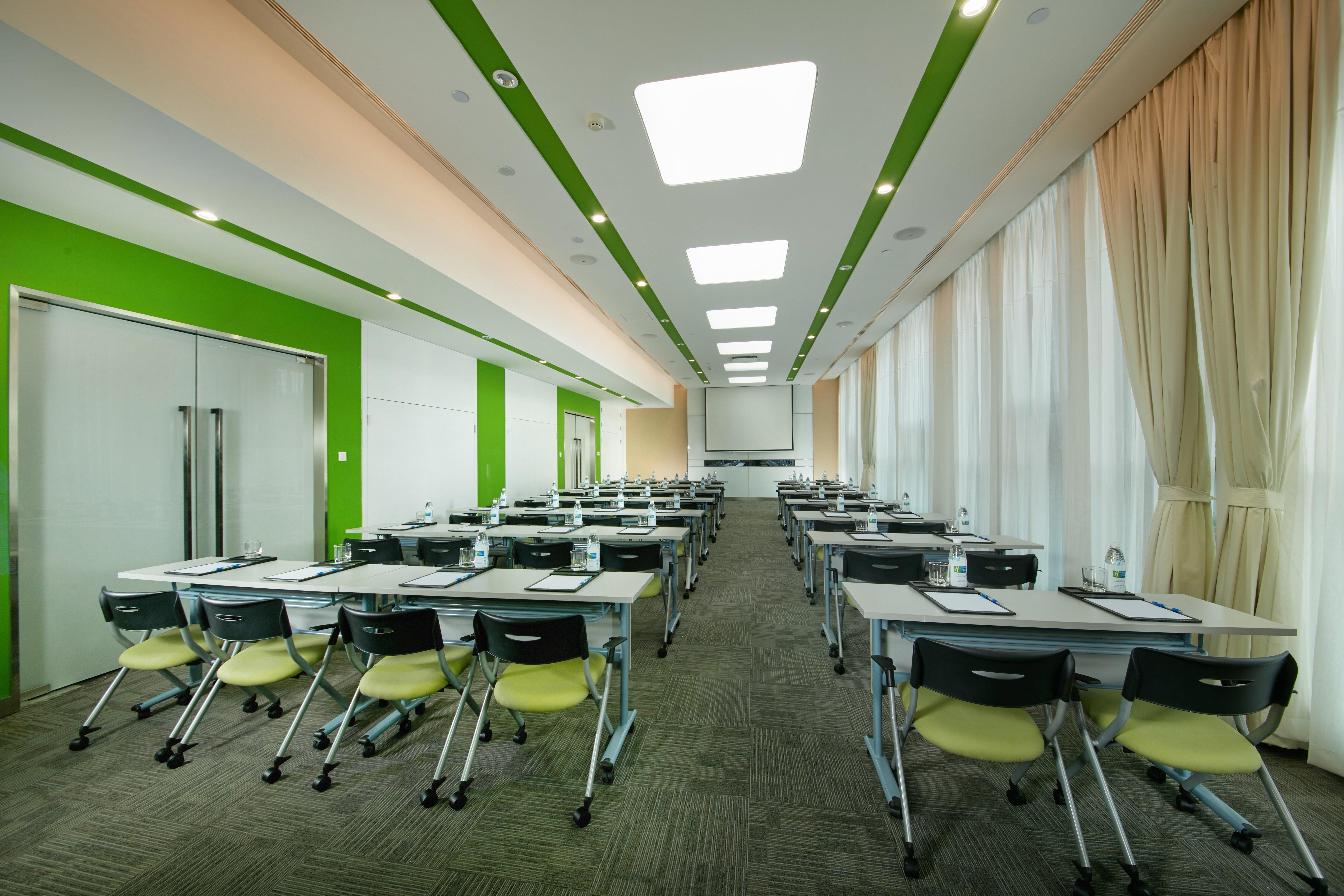 Holiday Inn Express Leshan City Square By Ihg High Speed Rail And Leshan Giant Buddha Exteriér fotografie
